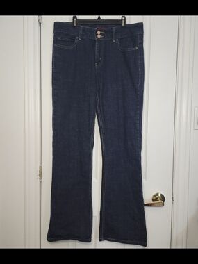 Levi's 526 Slender Women's Bootcut Jeans - Size 10